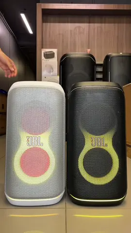 TWS JBL PartyBox Club120 Black & White | Sound test Bluetooth speaker…#JBL #partybox #portablespeaker #fypシ゚viral #fyp #trending #newyork #usa #sound #asmr #foryoupage #bluethooth 