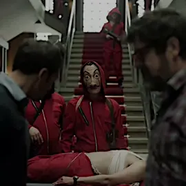 #ELPROFESOR || La policía pensaba que podía burlar the goat || scp: @colinsrum || #lacasadepapel #elprofesoredit #alvaromorte #fyp