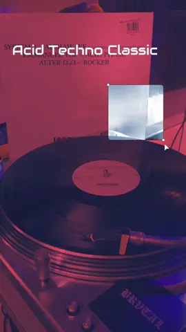 #techno #music #vinyl #dj #analogue #classic #acid #club #culture 