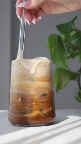 POV: you’re nourishing your brain & your coffee obsession with this Banana Iced Latte 🍌🧠 Level up your focus levels with this brew! 