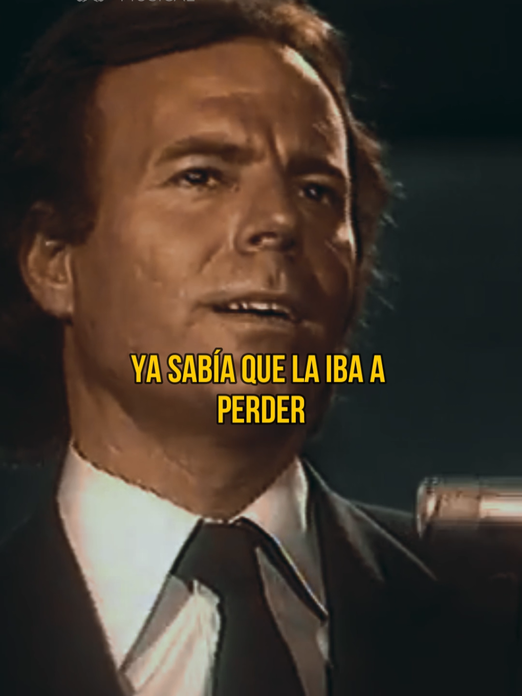 ✨Julio Iglesias✨ #musica #letrasdecanciones #deniñaamujer #julioiglesias #cancionesparadedicar #vibramusical 