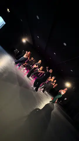 SANTA METHOD ❤️‍🔥 join us!  #trend#trendntastudio #lasantadancestudio #dancefitness #torreon #trc #lalaguna #baile #Fitness #cardio #dancecardio #bailefitness #fyp #parati #paratii #karolg #bandidaentrenada #tropicoqueta #baile #paravocê #paravoce 