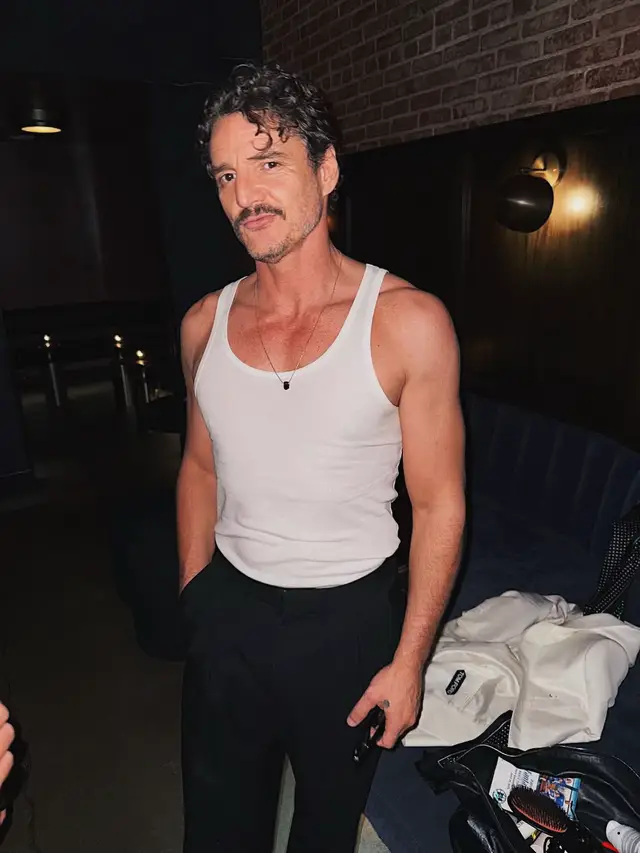 📸NEW: Pedro Pascal after the premiere of ‘THE FANTASTIC FOUR: FIRST STEPS’! OMFGGGG #pedropascalsimp #pedropascal #pedropascaltiktok #fyp 