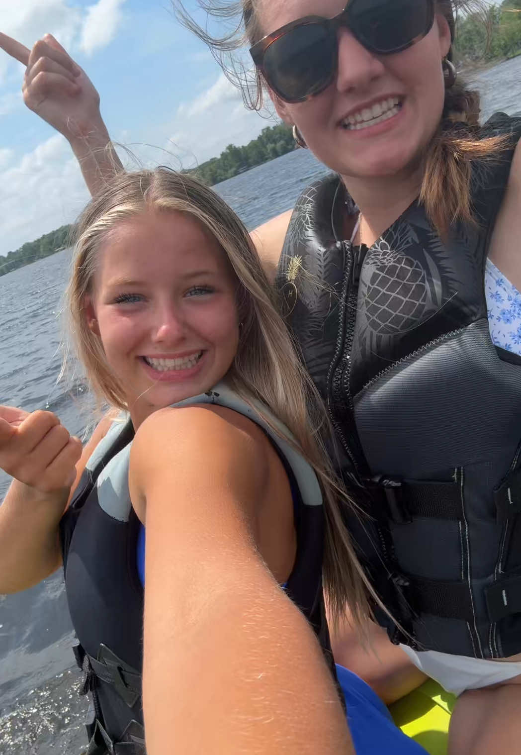 onnnaaaa jet skiiiii