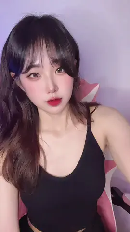 Do you like soft dumplings? 🥟 #tiktoklive #livehighlights #틱톡라이브 #2025숏폼챌린지 #NextTopStar #fyp #추천 #korean #live 