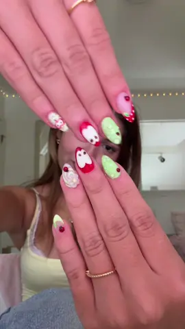 this thing is kinda fantastic… #fantasticfour #ballballball🗣 #nails 