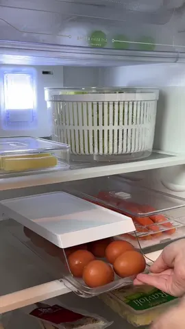 Organizar a geladeira logo que as compras chegam do mercado trás muito mais praticidade para a sua rotina! 😉 #organização #geladeira #alimentacaosaudavel 