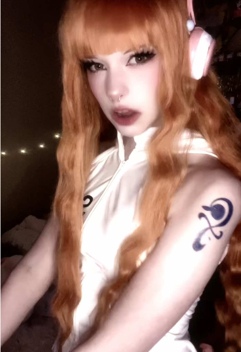 I need to get my ass out of bed and style my kobeni wig💀 #cosplay #nami #namionepiece #onepiece #onepiececosplay #onepieceanime #cosplayer #fyp #alt @adxre.cos @Frosty ❄️ @nicky 🕷️ 