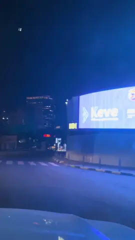 Avenida Primeiro congresso do MPLA 🎵 Nando da Cruz - Celina  #luanda #luandaanoite #luandando #luandaangola😍🇦🇴 #tik_tok #city #night #angola🇦🇴 #fy #fyp 