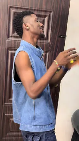 random giveaway if my best waju song is also ur best waju 💕❤️ i’ll be in the comment section 👼@wajupeter 