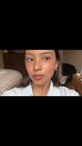 Me trying to recreate the new sun soak blush shade by rhode and failing 😫