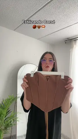 Estilizando corsé marron 🤎 #outfitinspo #outfitinspo🔥 #corse #outfitidea #ventasonline #corset #corsetmarron #marialetienda 