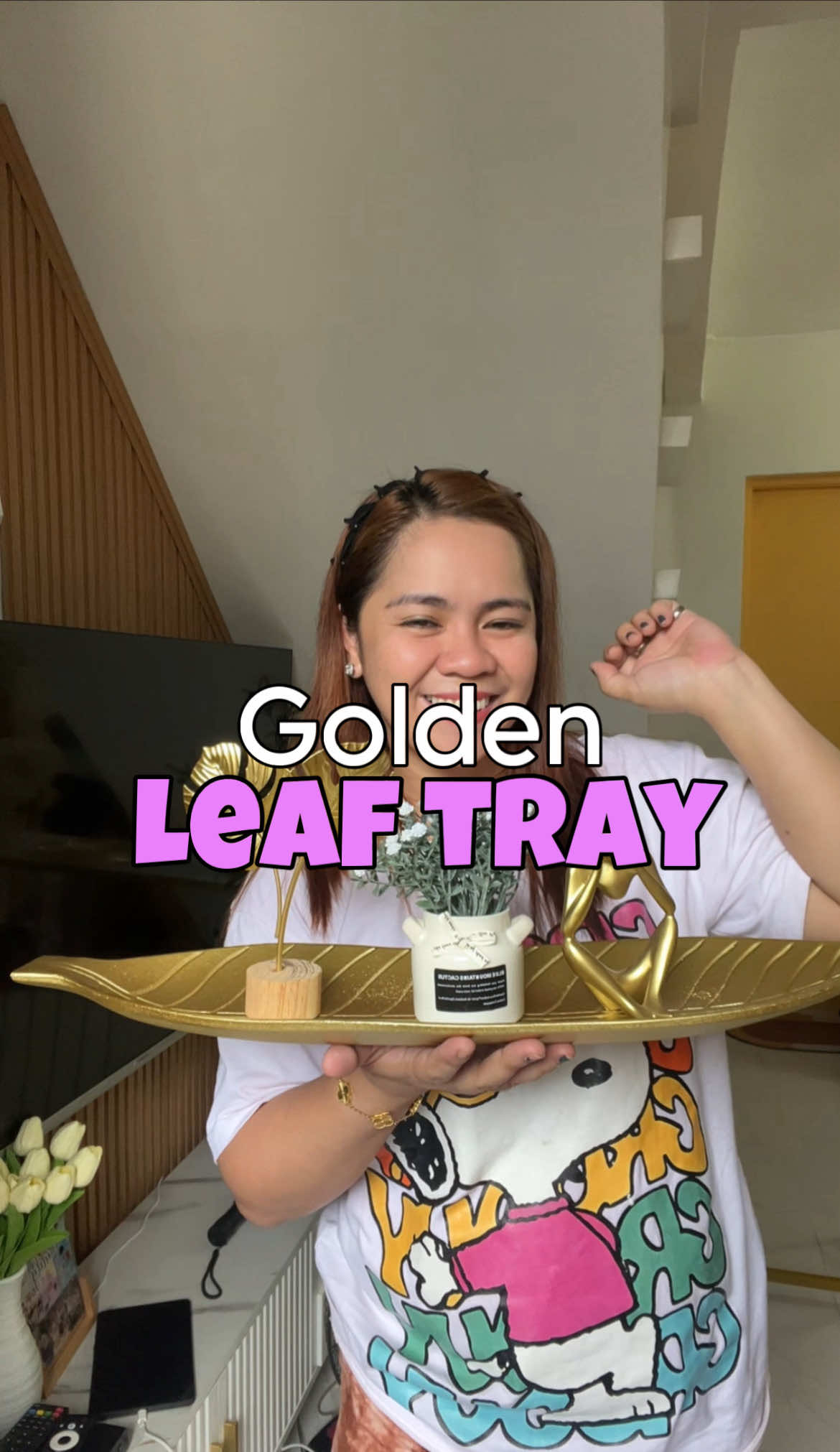 Ganda ng gold tray home decor na to #goldtray #leaf #homedecor #goldleaf 