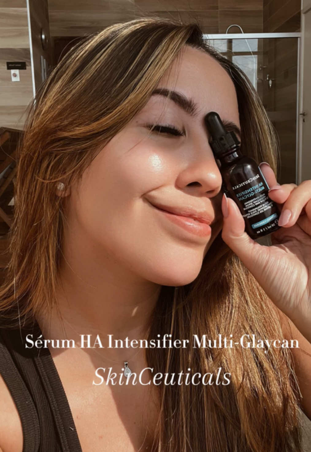Preenche como um injetável. Mas com naturalidade. ✨ @SkinCeuticals  #HAIntensifierMultiGlycan #BL_08fc #preenchimentofacial #PreenchimentoNatural #SkincareDeAltaPerformance #SkinCeuticals #SkinCeuticalsSkinCare #HAIntensifier #Publi