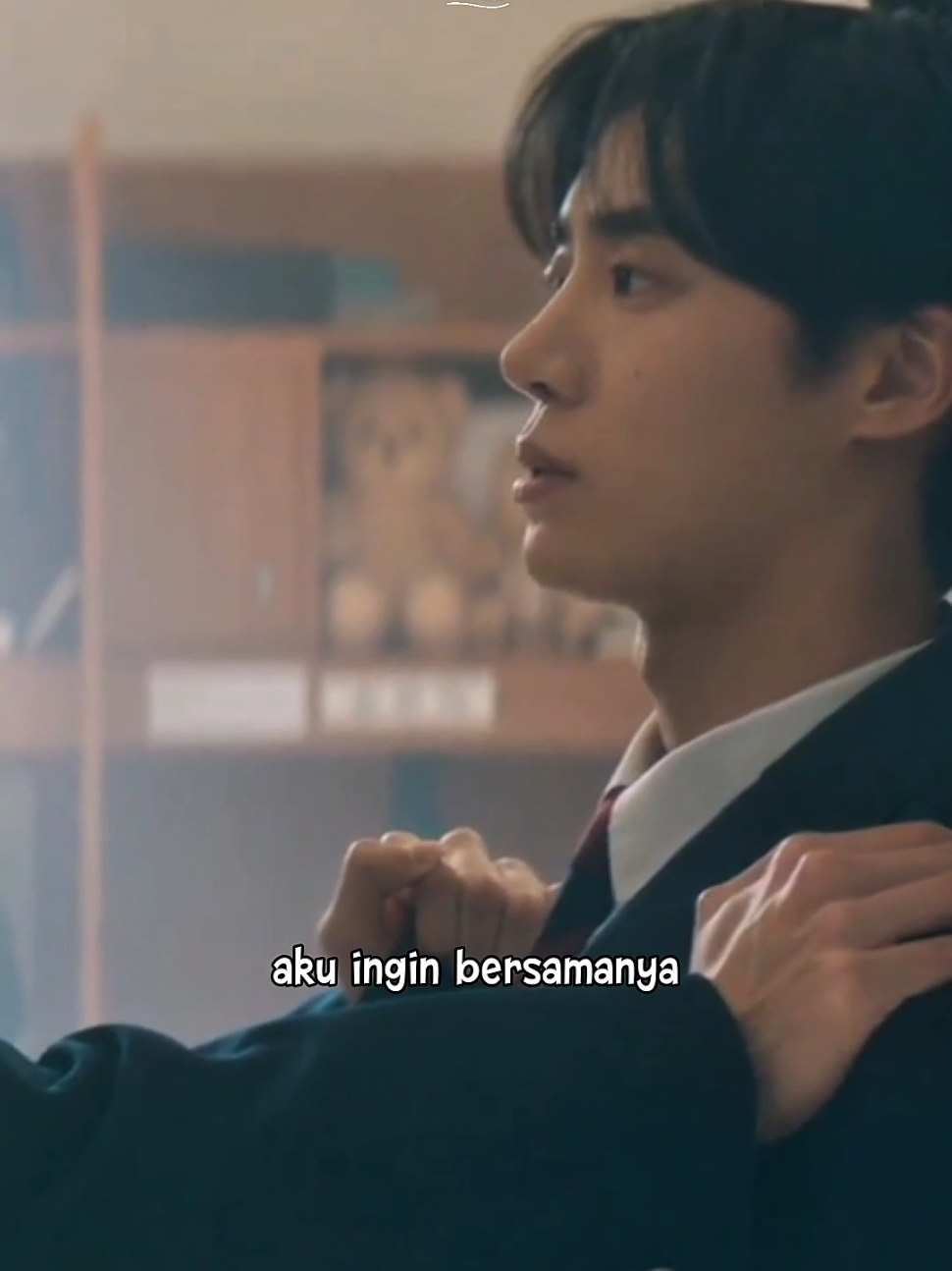 jiho kena tipu daya set*n 😭🤣🤚 sesama backburner saling ngerti ni ye 😁🤭 eh kalian jangan benci bongsu ya, nikmatin aja dia jelas pasti pergi kok nanti. 😩 judul (Head Over Heels)  tayang di (Prime Video)  #headoverheels #choyihyun #parksunga #chooyoungwoo #baegyeonwoo #chakangyoon #pyojiho #choojahyun #yeomhwa #kimmikyung #kdrama #drakor #dramakorea #drakorongoing #dramakoreaongoing2025 #jiho #seonga #bongsu #gyeonu #backburner 