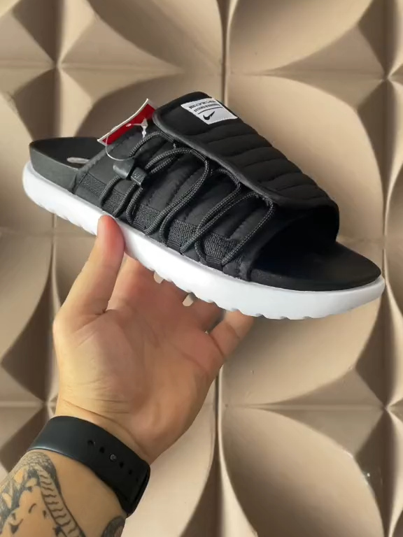 Chinelo Asuna Masculino Slide Nuvem Anatomico Macio Original Descubra um novo nível de conforto e estilo com este chinelo masculino, projetado para acompanhar você com leveza e segurança em todos os momentos. #chinelo #estilo #moda #masculino