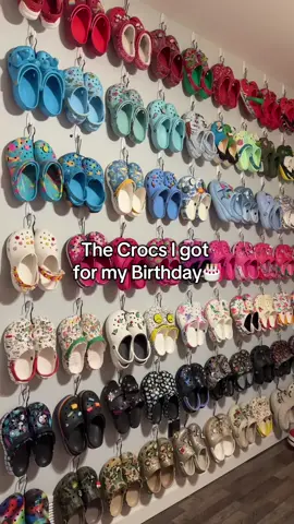 The crocs I got for my birthday🎂💛 @Crocs #crocs #newcrocs #birthday #jibbitz #unboxing #crocqueen #shoes #collection 