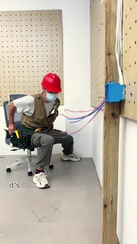 I can’t be the last one to find out about this—the functions on this 8-in-1 electrician’s pliers totally blew my mind!!!#fyp #tiktok #tiktokshop #homegoods #electrician #pliers #gift #toolstoday #us #DIY #hometools #tool 