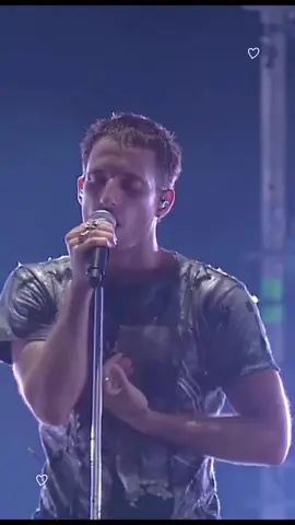 Wos cantando Alma Dinamita en el Lollapalooza 2025 💕  .  .  .  .  .   .  .   . . . #wos #wosito #wositooo #wosistas #wosista #wosds3 #ds3 