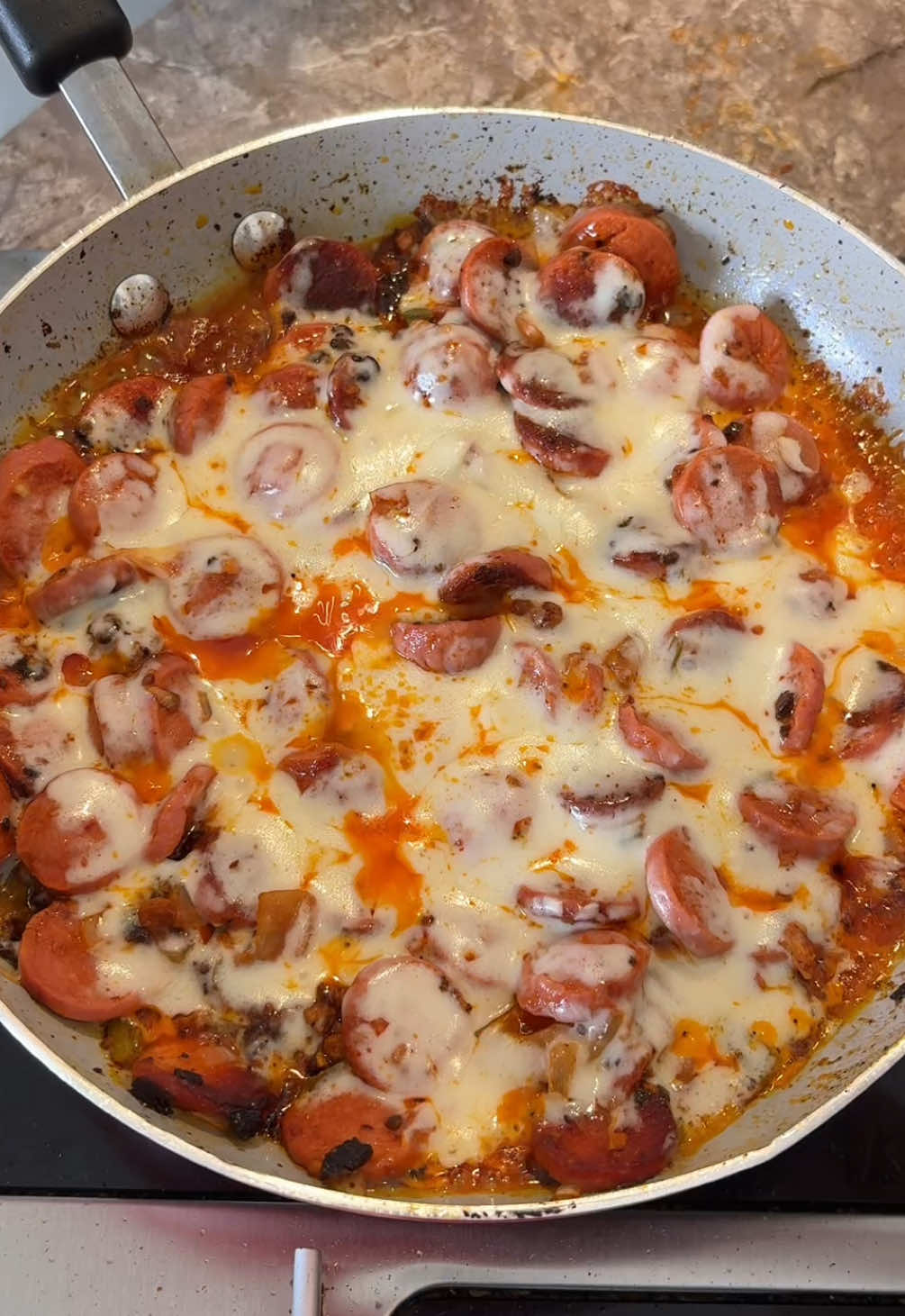 Respuesta a @EL CHICO_CHOCHOXXF Recetas para flojos en 10 minutos #9 Alambre de Choriqueso 😮‍💨 #alambre #choriqueso #fyp #chorizo #salchicha #queso #parati #recetasfaciles #viral #cocina #Receta #recetastiktok 
