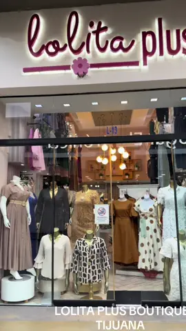 Visítanos en Lolita Plus Boutique🎀, Sucursal Macroplaza frente puerta de Walmart🫶💖!!Recuerden nos ubicacamos en Tijuana!!💫#modaplussize #fashion #mujeres #modafeminina #tallasplus 