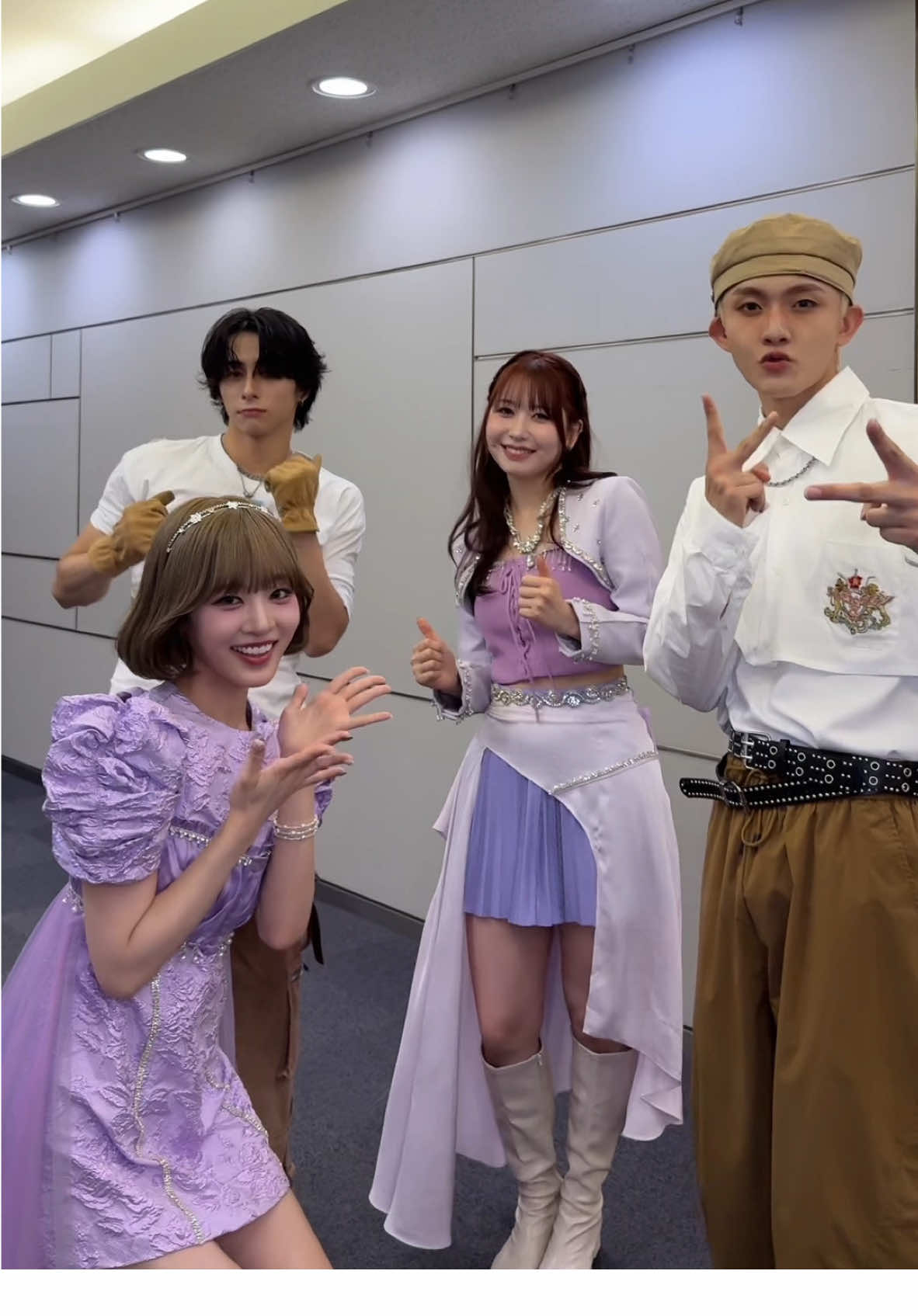 'Pineapple Juice'  with #ME_I #SHIZUKU #MOMONA  ありがとうございました！ @ME:I  #INI #INI_THE_ORIGIN  #INI_Pineapple_Juice  #Pineapple_Juice_Challenge #田島将吾 #SHOGO #西洸人 #HIROTO #SongofTheSummer #NewMusic 