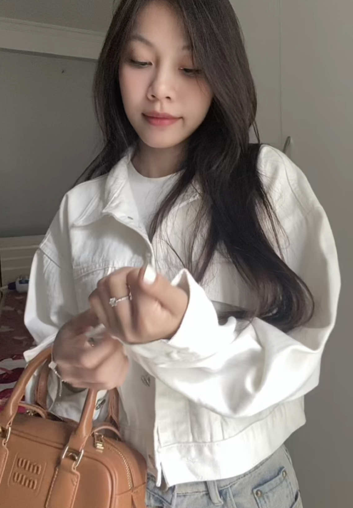 Áo khoác jeans croptop lên dáng siiu xinh lại còn đang đc freship #setdoxinh #moingaymotoutfit #xuhuong #aokhoacnu #nhatran 