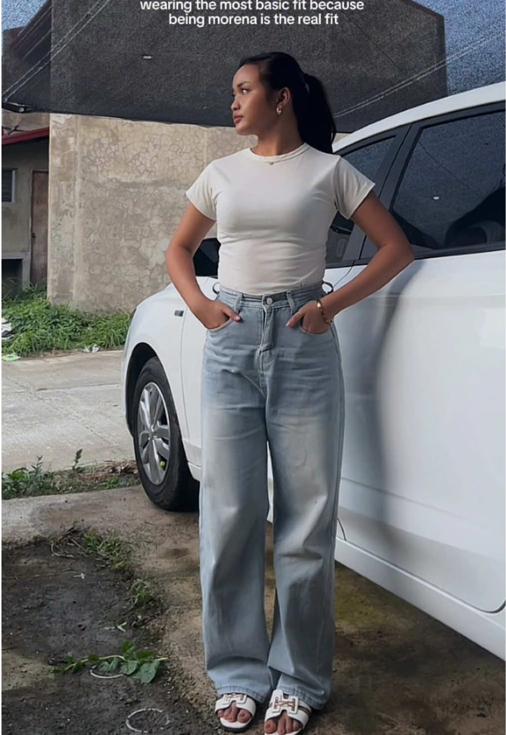 embracing my skin tone 🫶🏻 #fashion #jeans #ribbonpants #OOTD #styleinspo 