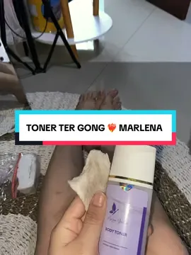 kemana aja kalian gatau toner yang satu ini 🤣🫵🏻 coba dee yang uda pake pasti tau hasilnya 😜🫵🏻 #tonermarlena#tonermencerahkan#tonerviral @owner marlena skincare 