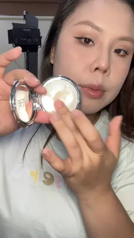 Nó là toẹt cmn vờii cm ơi!!!! Nghe taooooo điiiii #linhsapgay #focallurevn #highlighter #phanbatsang #slimehighlighter #SamDealChienHe 