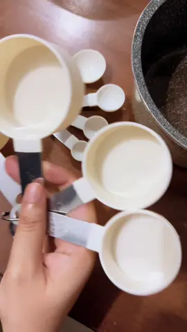 Measuring cups for your baking and cooking! #kitchenware #measuringcups #mealprep 