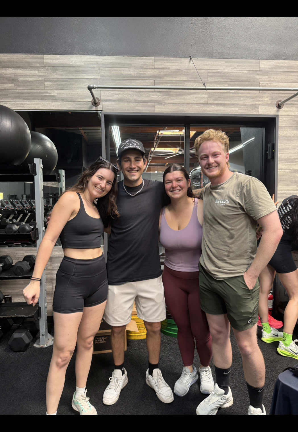 This video cracks me up watching it back but this class was also SO FUN!!  #oc #gym #the12 #jauz #ocfitness #workoutclass 