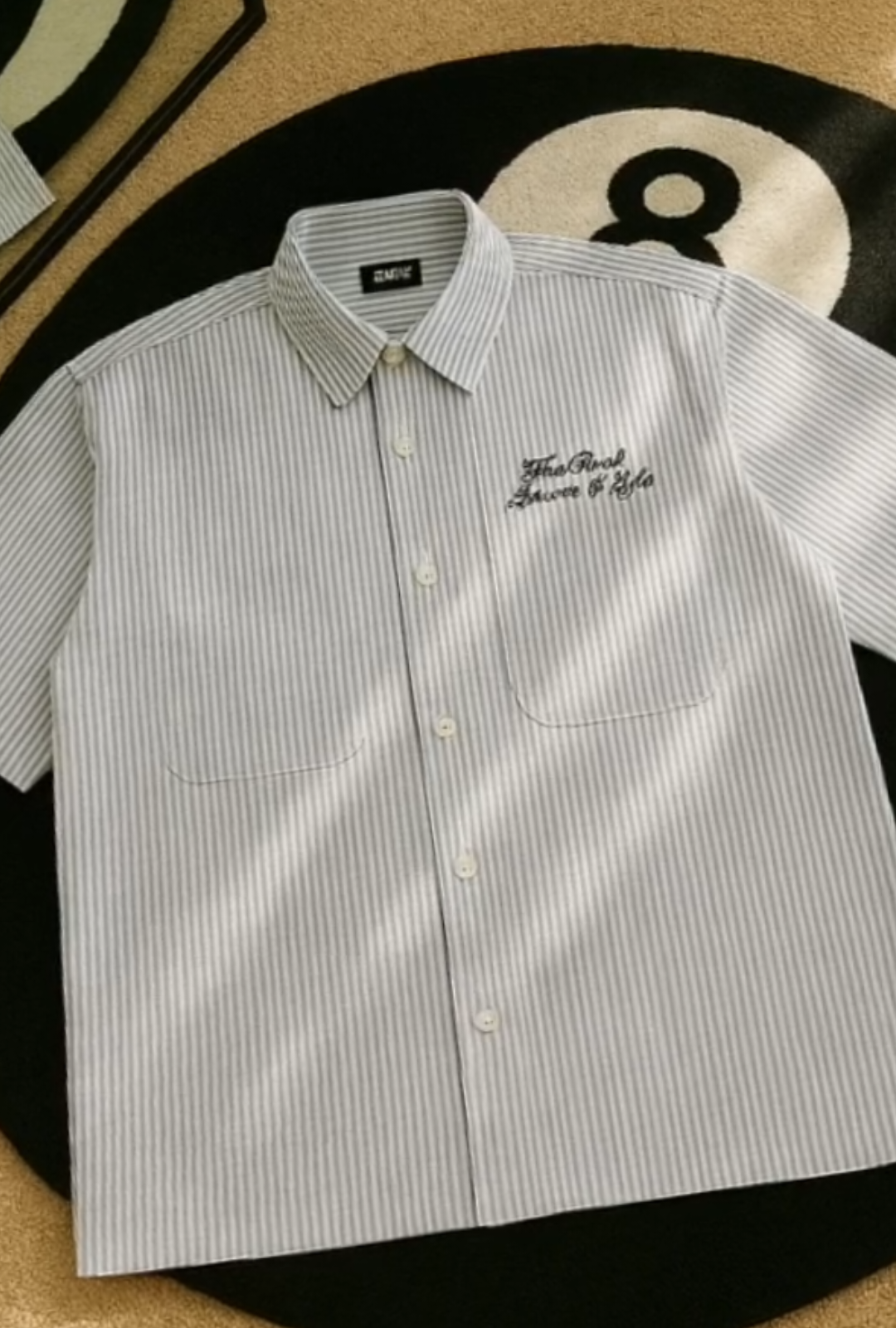 keepfs.id | shirt striped #kemejastrip #kemeja #kemejapria #outfitideas 