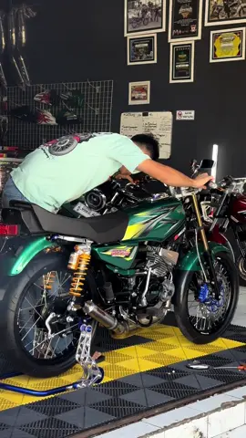 PESONA BAJET 3 jt FULL RESTORASI/ MODIF. (UNIT DARI KEBUMEN) Jangn lupa tmbh 5 nya ya 🥰 #rxking #masjoo135cc #rxkingviral #2stroke #rxkingindonesia #rxkinghedon #rxkingbandung 