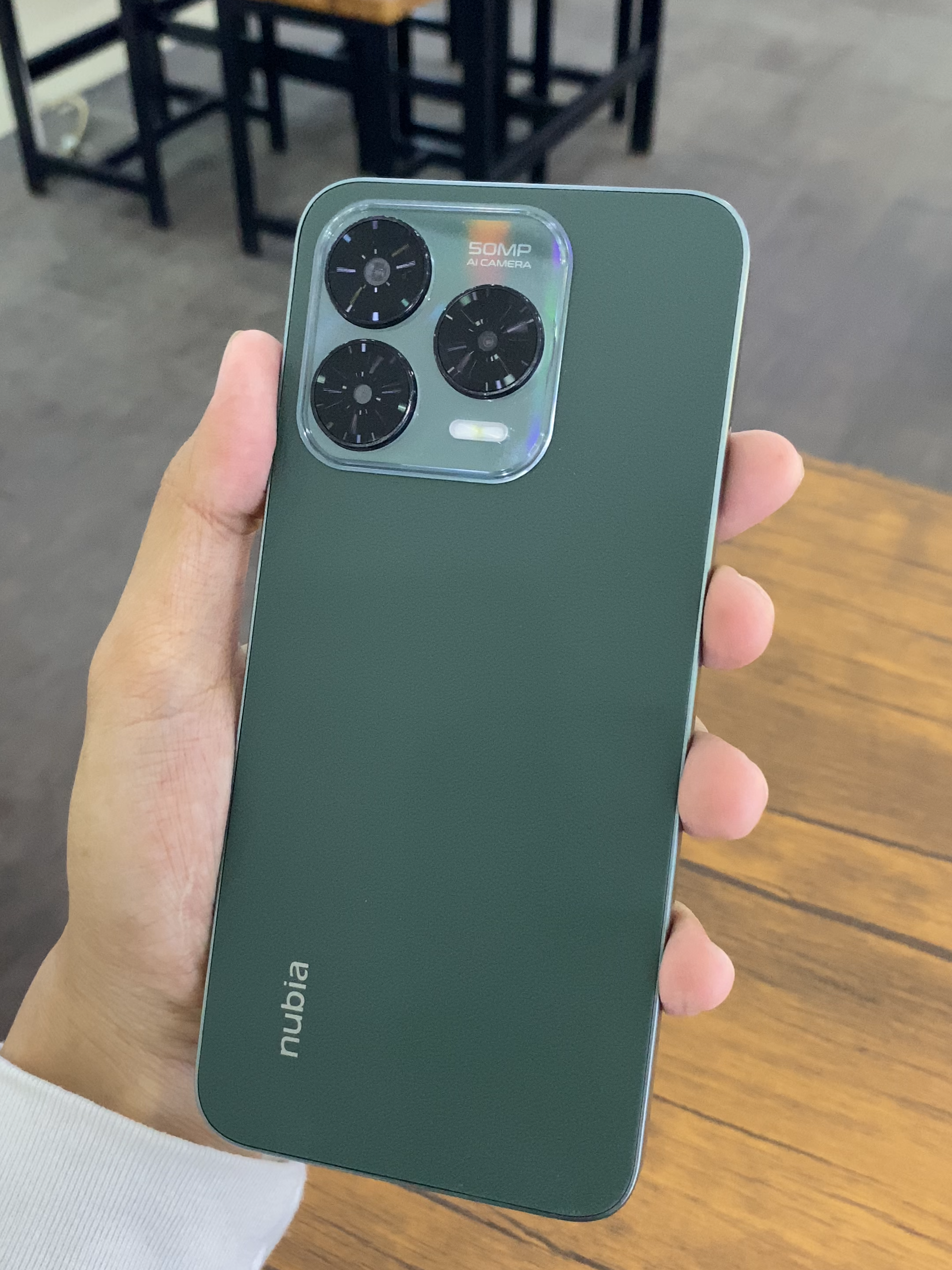 🔥 Nubia V70 Design Performa Sigma 🚀 Desain Keren 🎨 Kamera Tajam 📸 📌 RAM Dinamis 8GB+8GB + ROM 128GB – Multitasking makin lancar 📌 Sertifikasi Smooth 50 Bulan – Awet tanpa lag panjang banget 📌 Kamera Utama 50MP dengan Nubia AI – Hasil foto jernih & detail 📌 Live Island 2.0 – Notifikasi interaktif makin modern 💯 Cocok buat kamu yang mau HP kece, performa kenceng, dan desain beda dari yang lain! #NubiaV70Design #BandarHPNusantara #HPStylish #Kamera50MP #RAMBesar #HPMurahKenceng #TikTokGadget #HPBaru2025