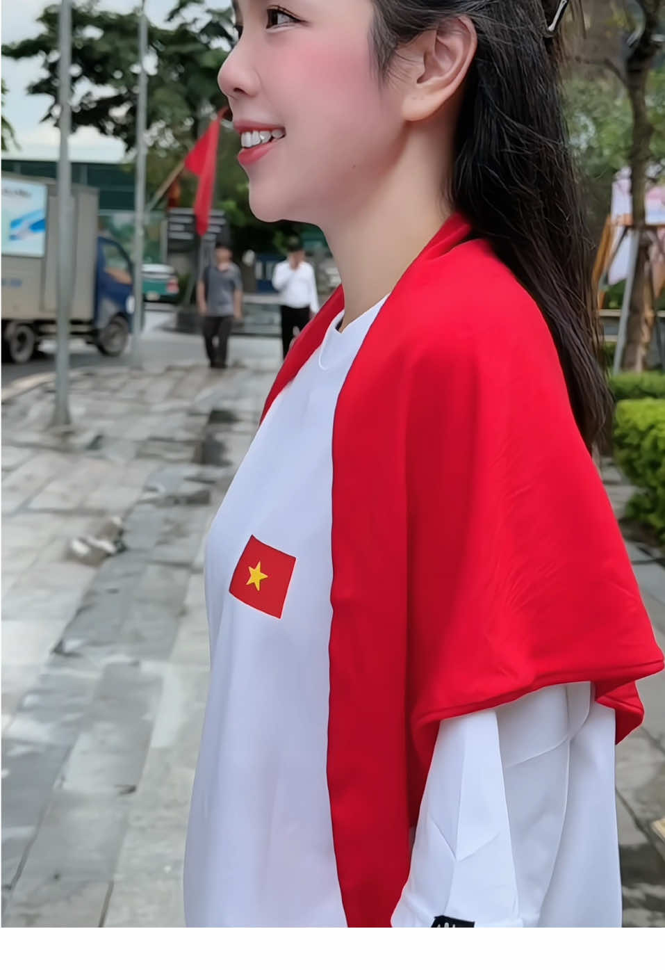 Áo Cờ Đỏ Sao Vàng #trangchoichang25 #thoitrangnu #thoitrang #aophong #aocodosaovang 