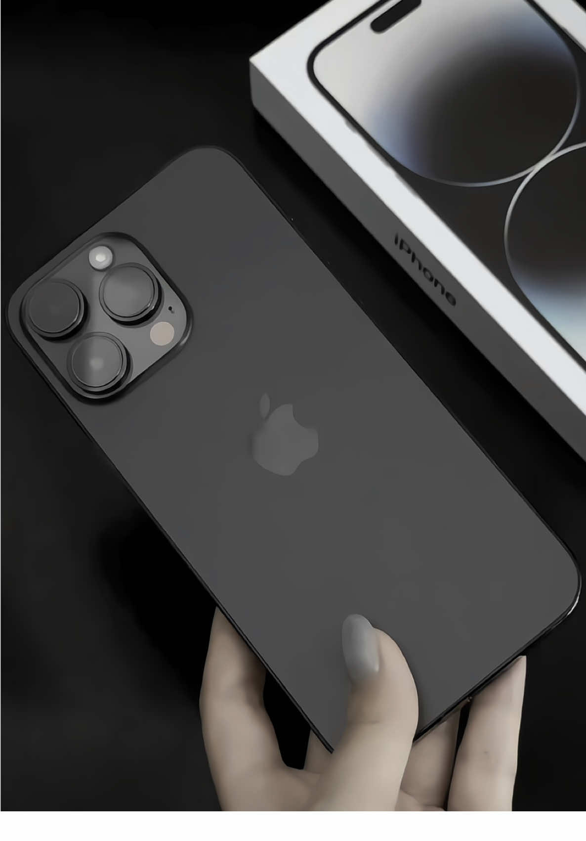 iPhone 14 Promax màu đen điện ảnh tuyệt đối ✨ Dung lượng 1TB ( 1024GB ) giá chỉ 19 ĐỒNG HƠN. Hỗ trợ trả trước 500 cá nhận máy nhé ạ 💖 #hemistore #iphonequan3 #apple #iphonegiare #viral #viralvideo #viralvideos #iphonegiaresaigon #iphonetragopquan3 #iphonetragop #viralvideotiktok #virall #hemistorequan3 #iphonetragop #viralvideotiktok #iphone #iphone14 #14promax #iphone14promax 