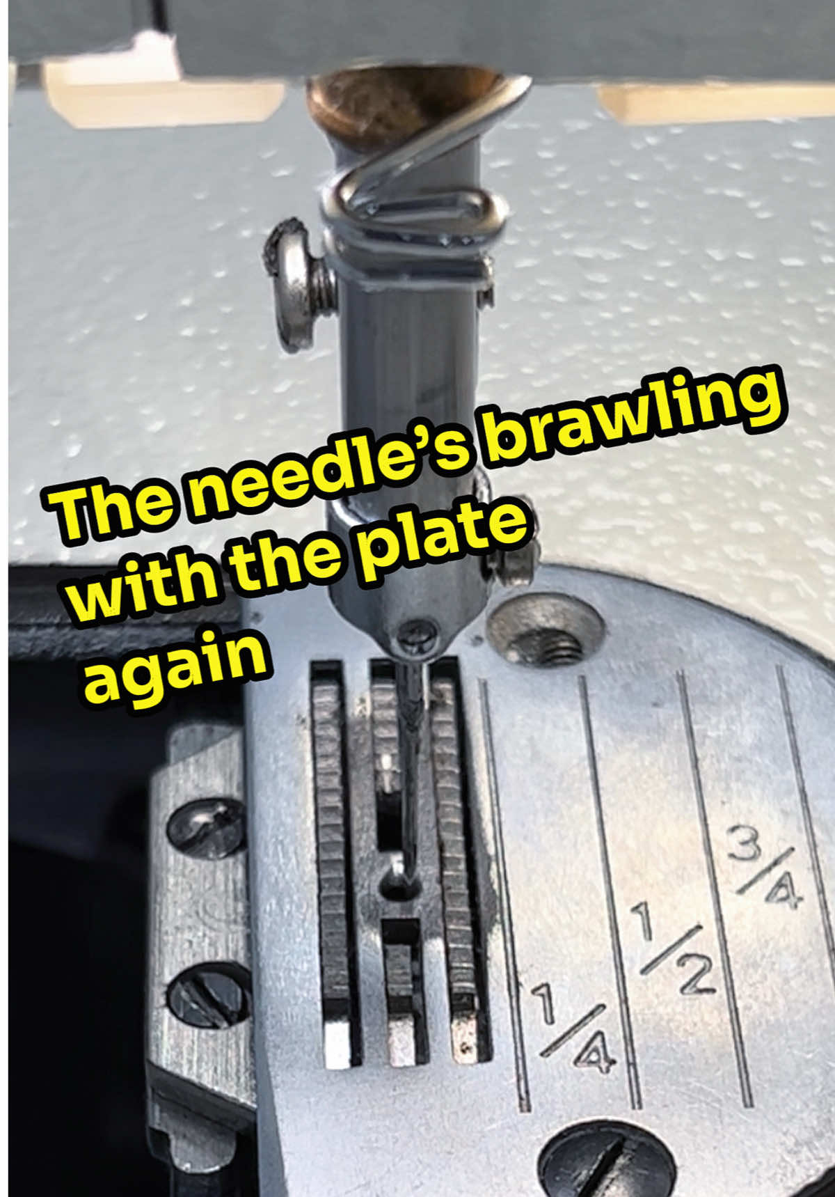 Actually, it has nothing to do with the needle and the plate, it’s about this issue #sewingtips #sewingtiktok #sewingmachine #sewinglife #sewingmachinerepair 