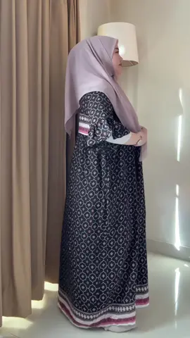 simpel midi daster rayon 🌸 #outfitinspiration #viraltiktok #dasterviral #dasterkekinian #mididress 