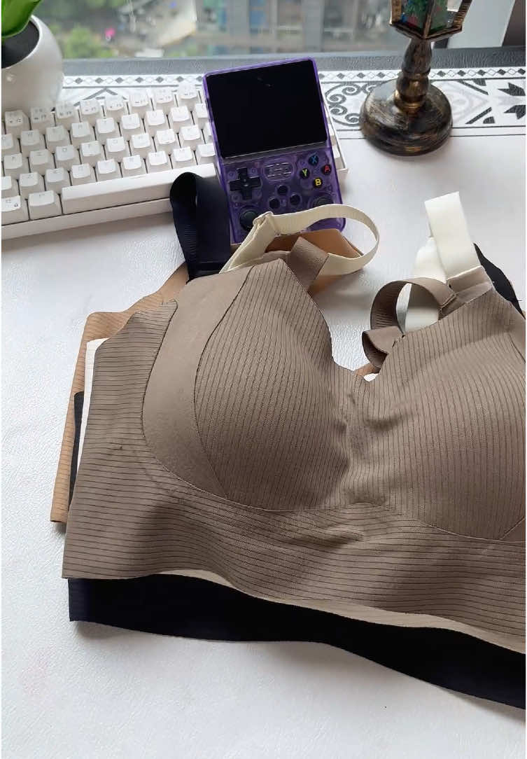 🏃♀️🏃♀️🏃♀️ RUNNNN #clearancefinds #clearance #endoftheyear #underwear #bras #bra #deals #tiktokshopfinds #womens #rundontwalk #wirelessbra #brasier 