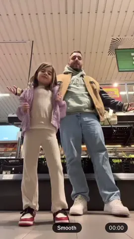 لـقطه لـتيالدا بـسلو💘. #تيالدا_اجمل_طفله #لقطات #اكسبلور #fyp #تصاميم #explore 