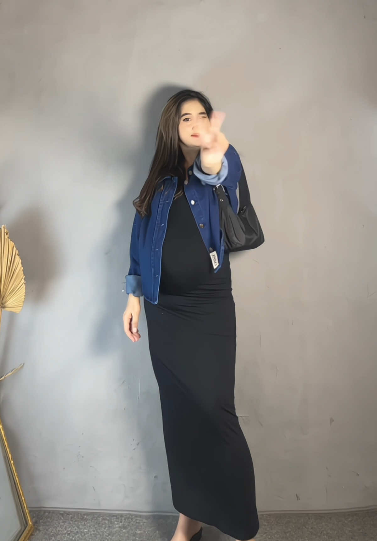 Pliss jaket satu ini best seller nya produk JINISO, ckp bgt aaa🫵🏼😭 #outfitinspo #outfitideas #outfitinspiration #jaket #jaketdenim #jiniso #jinisoemangkeren 