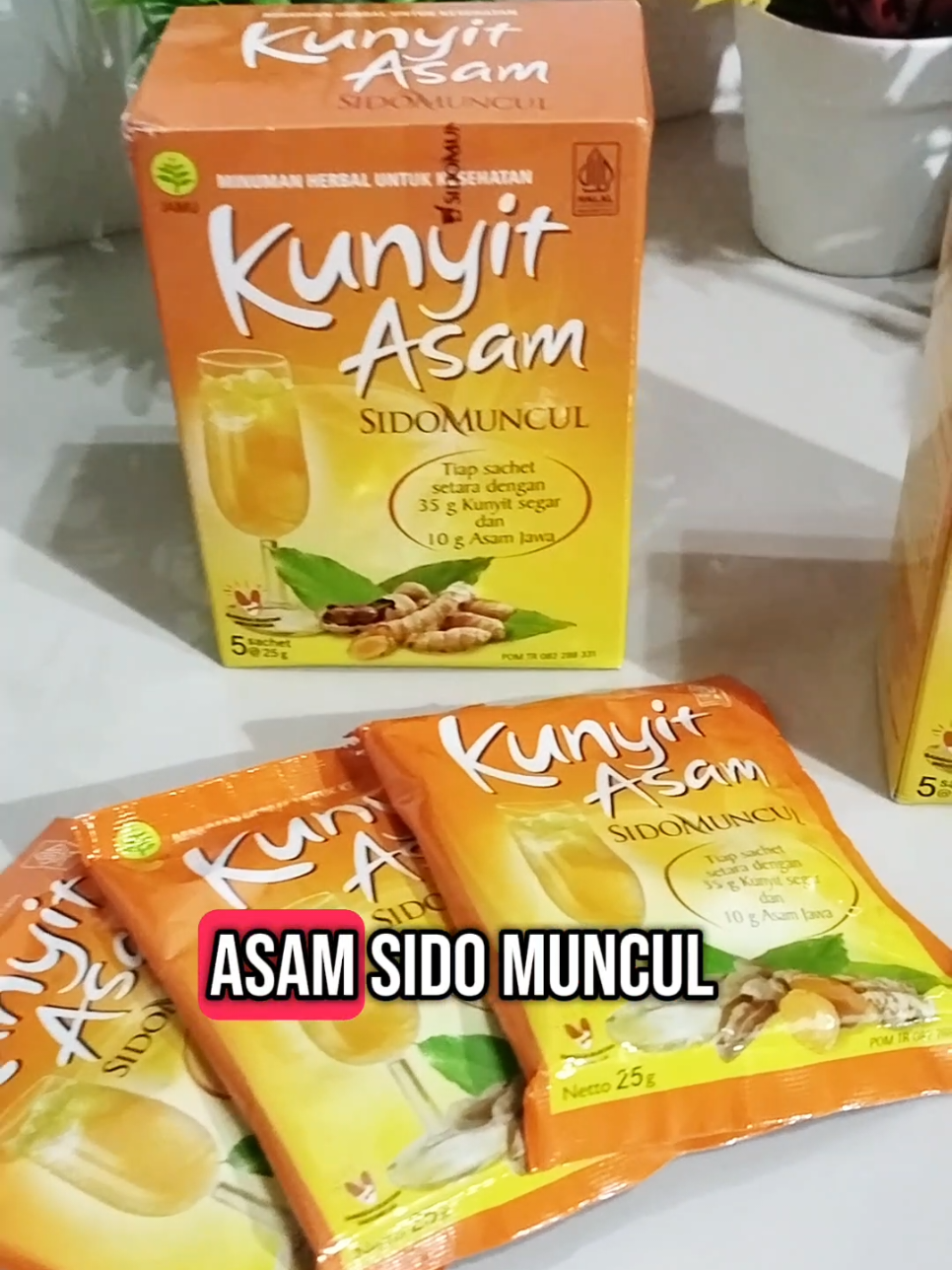 Jamu Kunyit Asam Sidomuncul cara praktis buat yang mageran☺ #jamukunyitasam #kunyitasamsidomuncul #kunyitasam #jamukunyit 