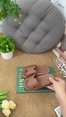 Dép quai ngang nam nữ #depquaingang #depnamnu #depxinh #xuhuong #thinhhanh #muataitiktok #tiemgiaycuanang 