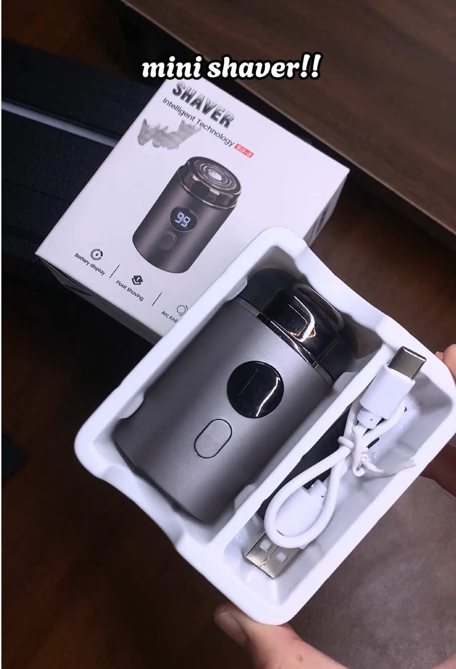 Shave Fearlessly, Clean Effortlessly.#tiktokshop#tiktokshopjumpstartersale#shaver #tiktokmademebuyit #spotlight #minishaver #trimmer #razor #giftideas