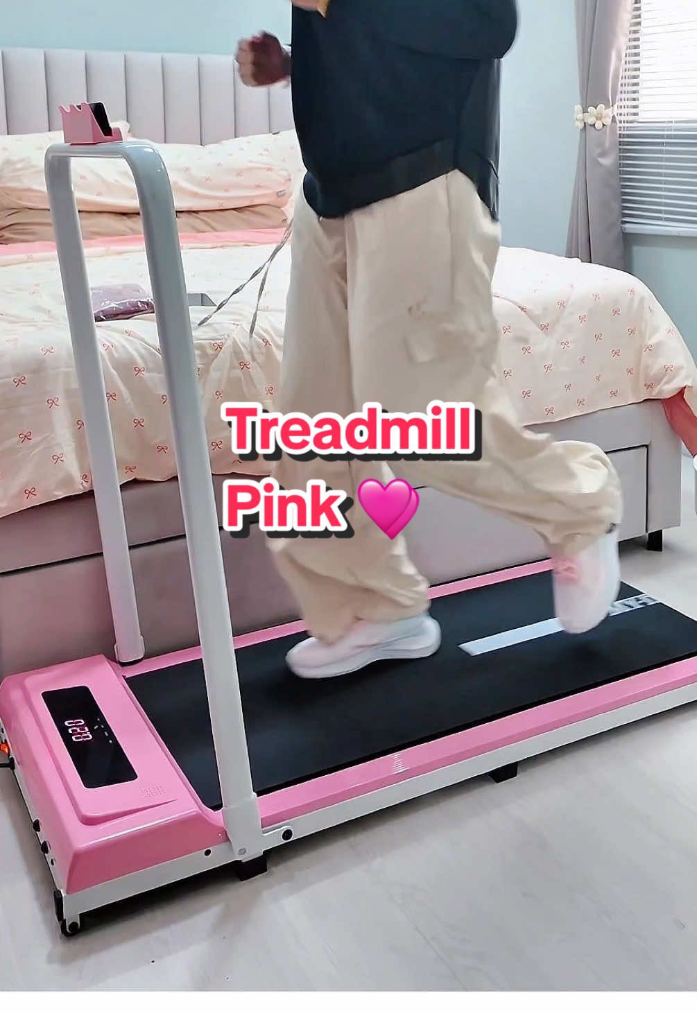 Replying to @Atiey Ahmad 🌻 i punya treadmill standard 10km , dan bunyi dia bagi i tak kuat sgt pun. Ok je. 😁 . #treadmill #treadmillworkout #treadmillroutine #briskwalk #walkingpad #walkingpadathome #sarahshare 