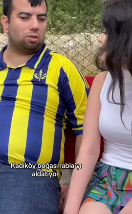 Hani gözün sadece rabia’ya bakardı reis 😂😂 #kadıköyboğası #rabia #ilayda #fyp #keşfetteyizzz #lysco 