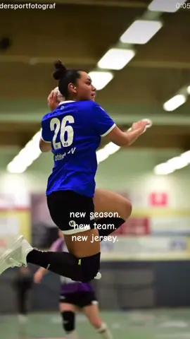 so excited for the new season 🥹  ❤️ -> 💙 #handball #handballplayer #håndbold #athlete #athletes #athletesoftiktok #fyp #sportlover #sportstiktok #buxtehude #blue #changes #newseason #vorbereitung #gameday 