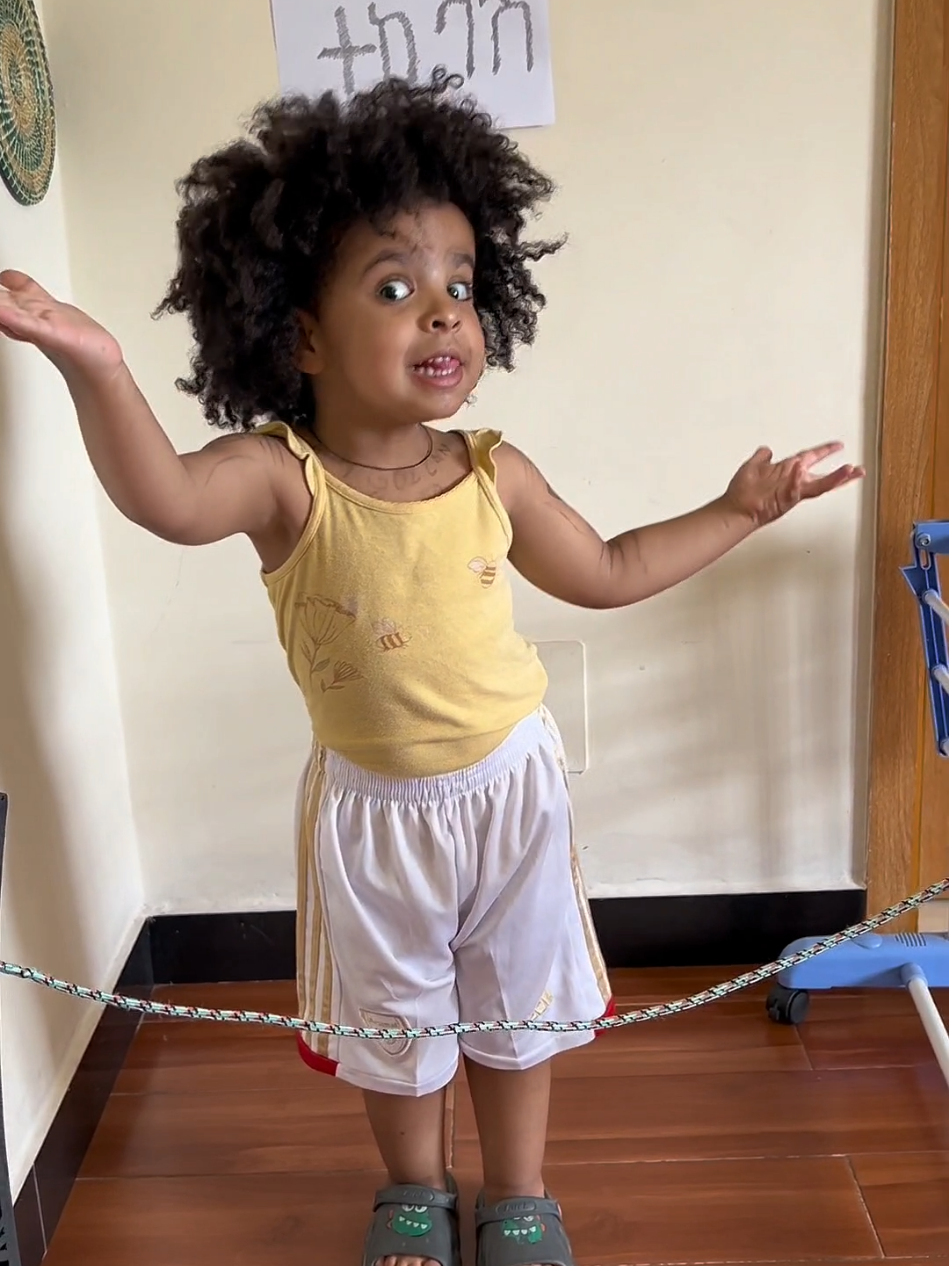 የት ይሆን የሚያስሩኝ ግን 😂 #parentsoftiktok #Anna #ethiopian_tik_tok #habeshatiktok #fyp 