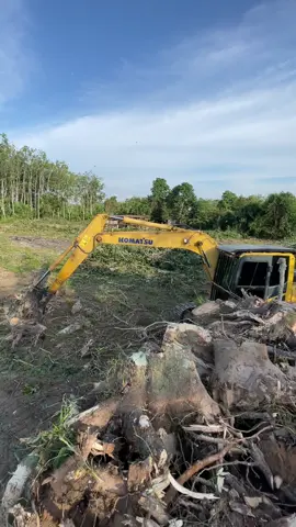 @jankatosh #4u #4upageシ #foryou #komatsu #gengkayugetah #gengkayugetah #komatsupc120 #kerjakeras 